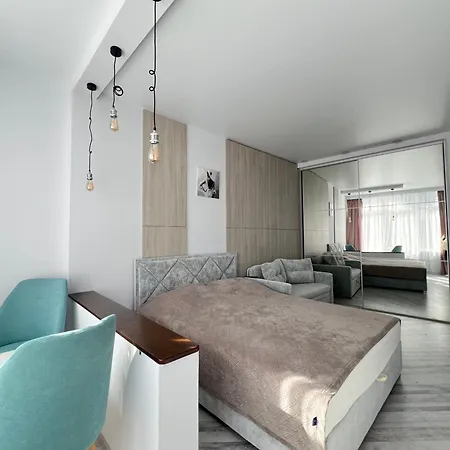 27 Pearl - The Breeze Apartment